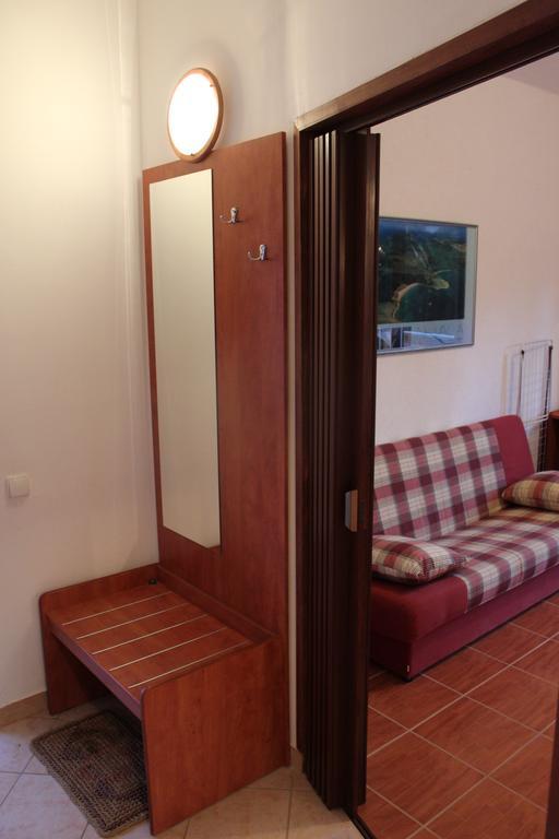 Apartments Marszalek Novalja Kamer foto