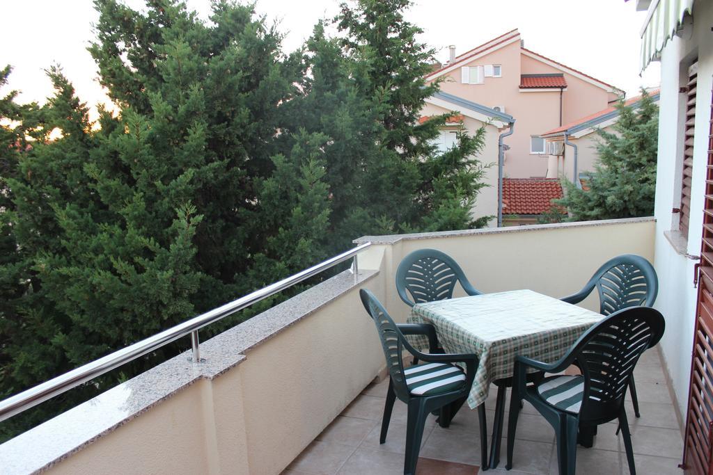Apartments Marszalek Novalja Kamer foto