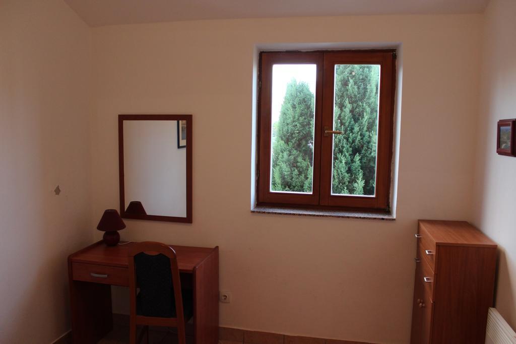 Apartments Marszalek Novalja Kamer foto