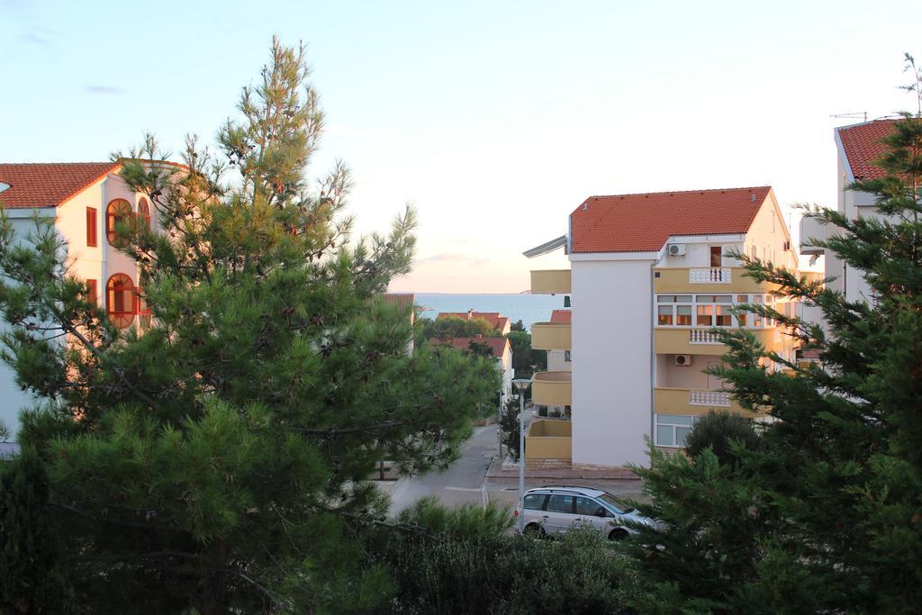 Apartments Marszalek Novalja Kamer foto
