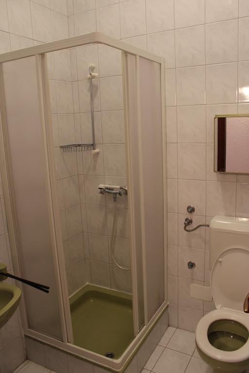 Apartments Marszalek Novalja Kamer foto