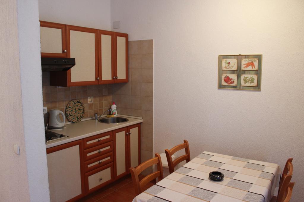 Apartments Marszalek Novalja Kamer foto